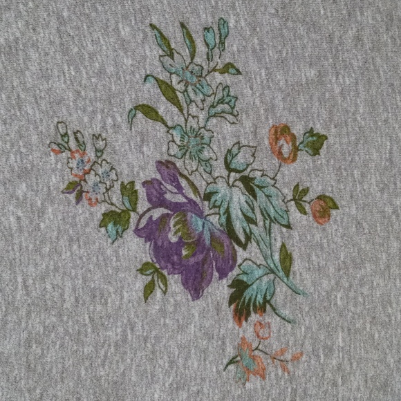 🌸Anthropologie🌸 - Gray Floral Open Front S/S Cardigan Sweater - Picture 5 of 14